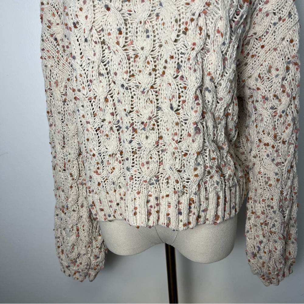 Moon & Madison Popcorn Chenille Knit Crew Neck Sweater - Picture 5 of 13